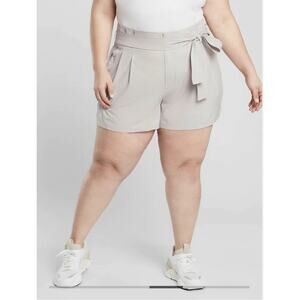 ATHLETA NWT Plus Size Skyline Short in Khaki // 22 2X